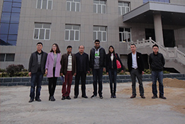 南亞客戶訪問(wèn)銀鵬建材公司